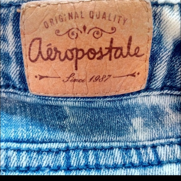 AEROPOSTALE WOMEN'S SIZE 2 ACID WASH JEANS - Picture 2 of 8